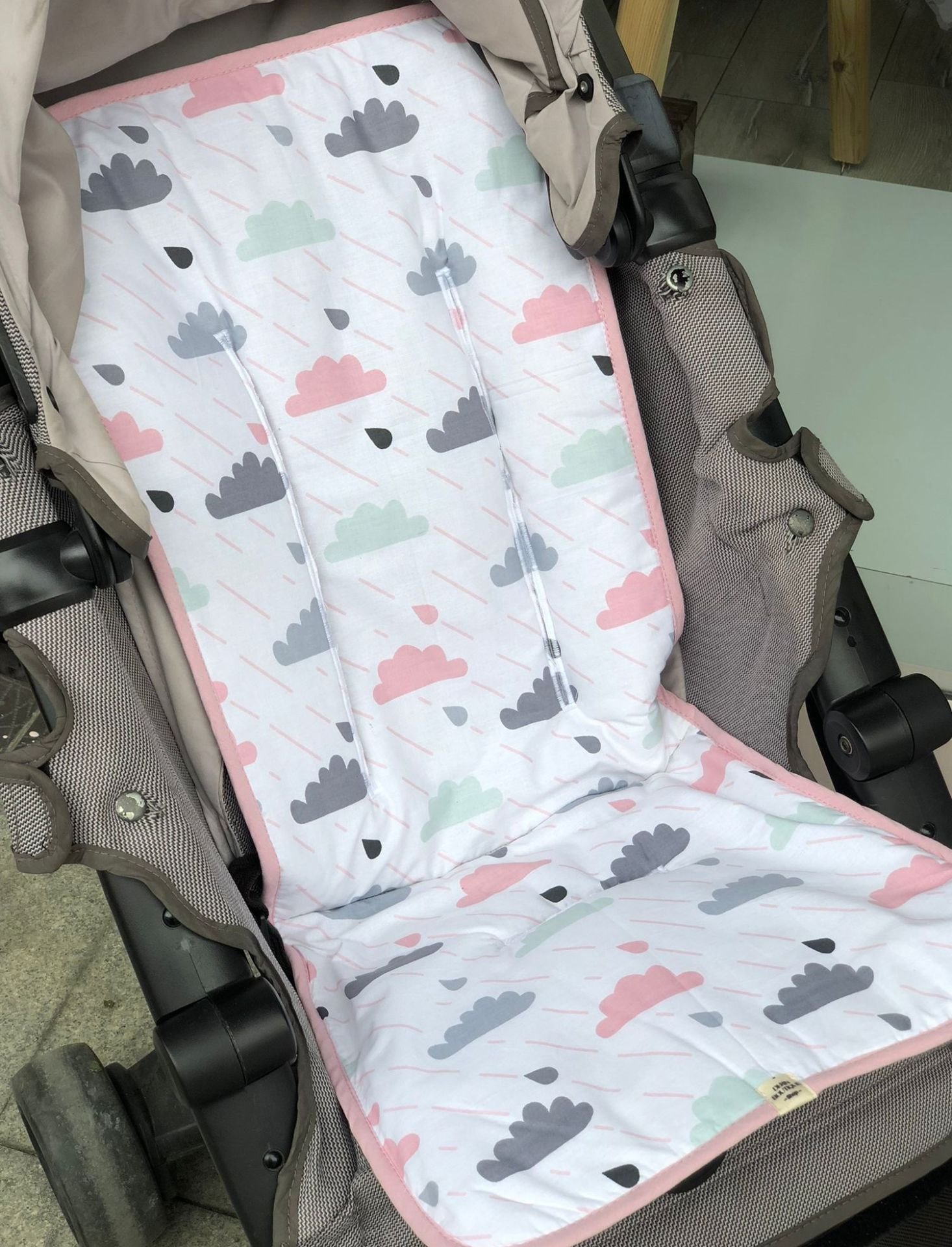 Bulutlu Poplin Bebek Arabası Minderi