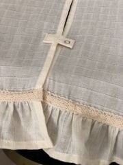 Krem Fırfırlı Dantelli Müslin Puset Örtüsü