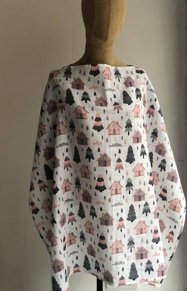 Pembe Ağaçlı Ev Müslin Emzirme Önlüğü
