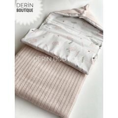 Pudra Örgü Kuşlu Poplin Şapkalı Kundak