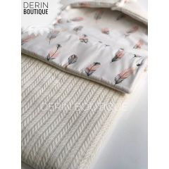 Turuncu Tüy Poplin Krem Örgü Pike Şapkalı Kundak