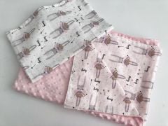 Pembe Minky Dilek Tavşanı Müslin Yastık Kılıflı Pike