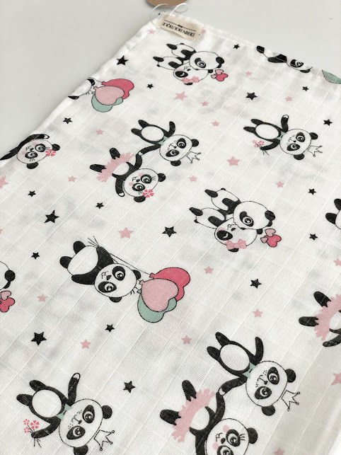 Sevimli Pandalar  Müslin Tek Kat Örtü