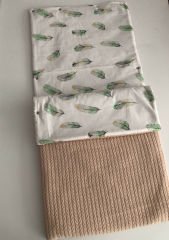 Bej Örgü Yeşil Tüy Poplin Şapkalı Kundak