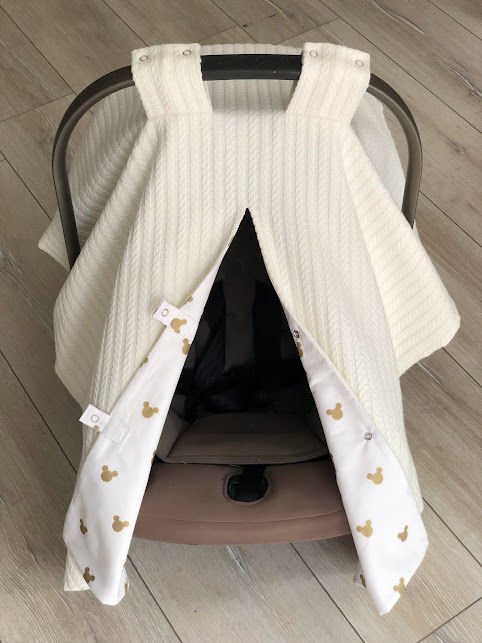 Krem Örgü Gold Mickey Desenli Çift Yönlü Kullanımlı Puset Örtüsü