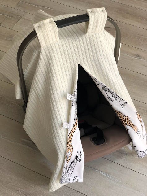 Krem Örgü Zürafa Desenli Çift Yönlü Kullanımlı Puset Örtüsü