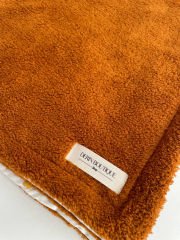 Harfli Poplin Kremit/Taba Welsoft Battaniye