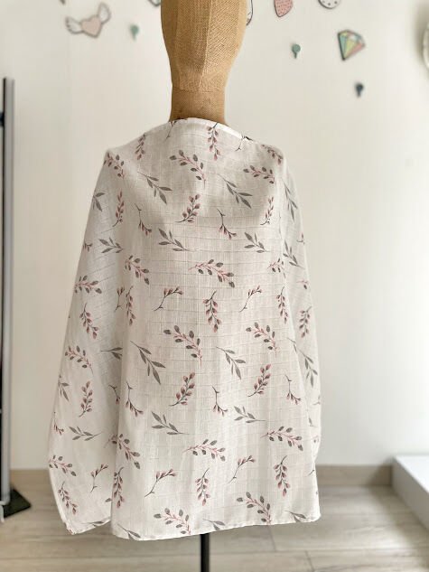 Pembe Çiçekli Dallar Müslin Emzirme Önlüğü