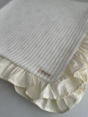 Krem Örgü Gold Mickey Fırfırlı Pike